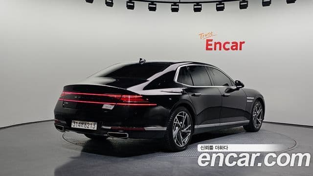 2022 Genesis G90 (RS4)