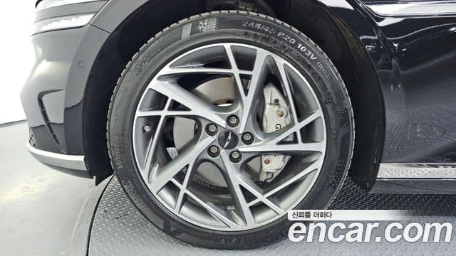 2022 Genesis G90 (RS4) — миниатюра 2