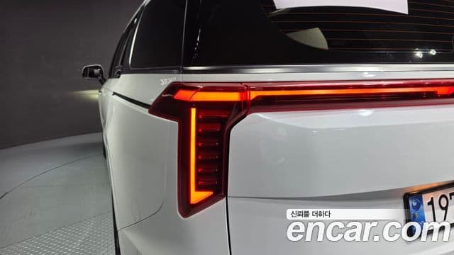 2024 Kia (Киа) The New Carnival 4th Gen — миниатюра 3