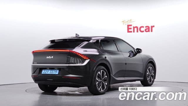 2022 Kia (Киа) EV6 — миниатюра 3