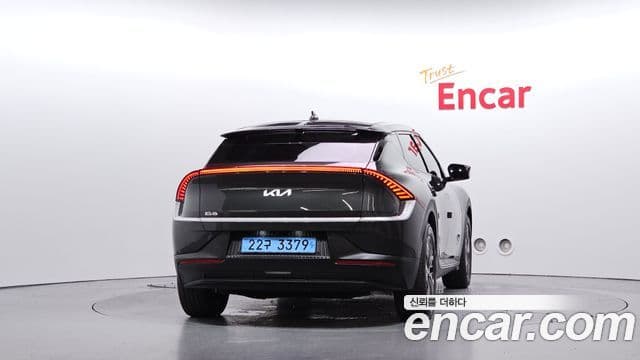 2022 Kia (Киа) EV6 — миниатюра 8