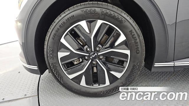 2022 Kia (Киа) EV6 — миниатюра 4