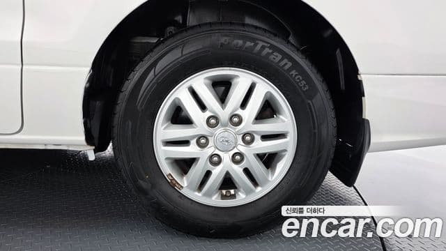 2017 Hyundai (Хёндэ) Grand Starex — миниатюра 6