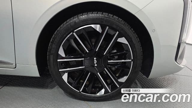 2025 Kia (Киа) The New K8 Hybrid