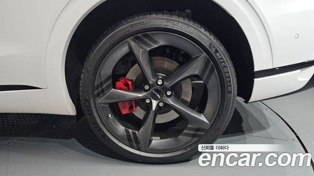 2025 Genesis GV70 — миниатюра 5