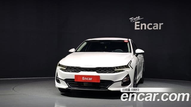 2022 Kia (Киа) K5 3rd Gen — миниатюра 9
