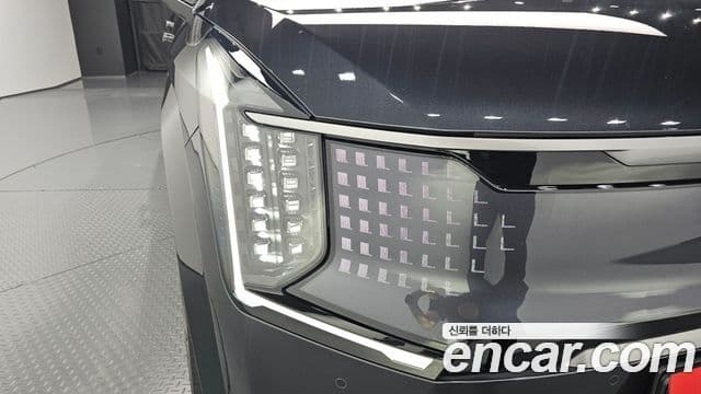2023 Kia (Киа) EV9 — миниатюра 3
