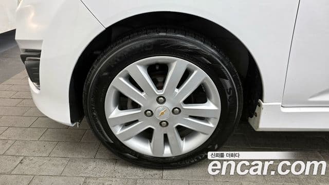 2013 Chevrolet Spark — миниатюра 4