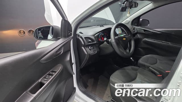 2016 Chevrolet The Next Spark — миниатюра 9