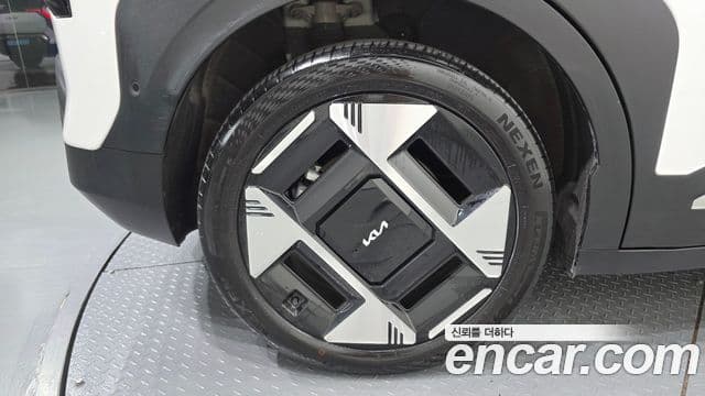 2024 Kia (Киа) EV3 — миниатюра 8