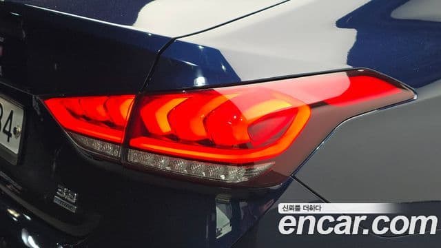2018 Genesis G80 — миниатюра 7