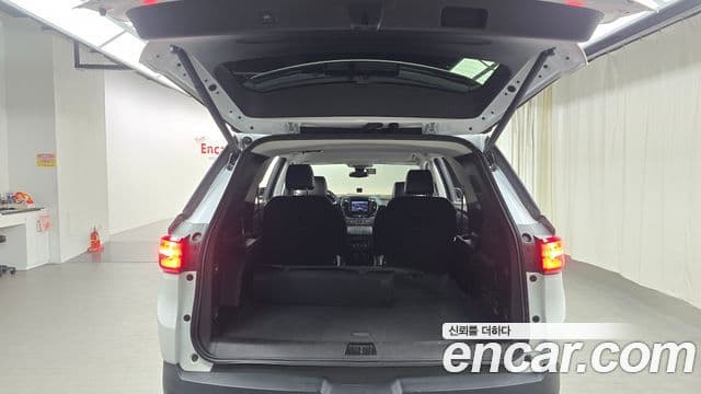 2021 Chevrolet 트래버스 — миниатюра 7