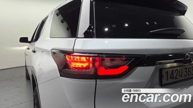 2020 Chevrolet 트래버스 — миниатюра 4