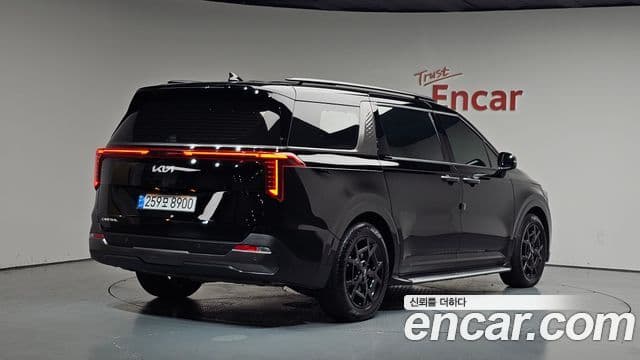 2024 Kia (Киа) The New Carnival 4th Gen — миниатюра 8