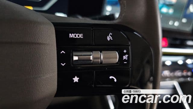 2024 Kia (Киа) The New Carnival 4th Gen — миниатюра 9