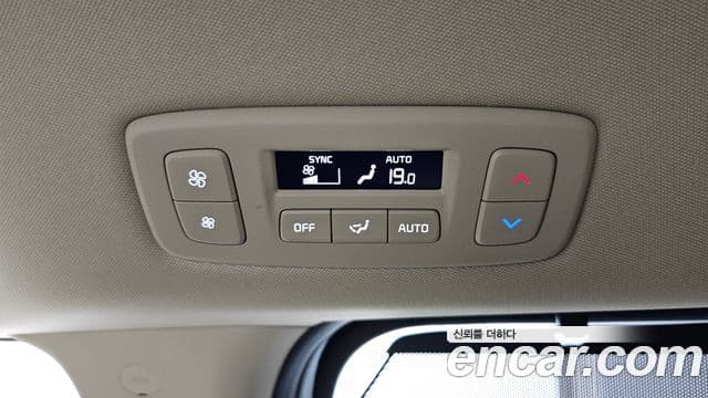 2024 Kia (Киа) The New Carnival 4th Gen — миниатюра 10