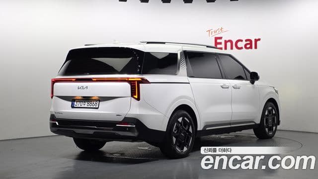 2024 Kia (Киа) The New Carnival 4th Gen — миниатюра 7