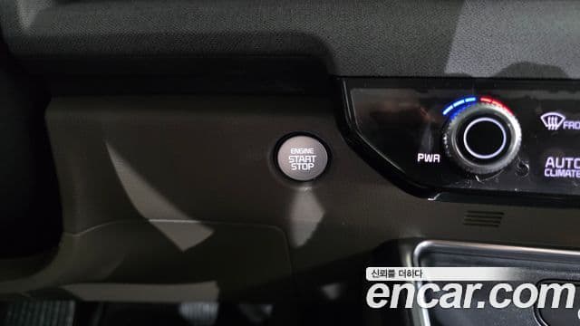 2024 Kia (Киа) The New Carnival 4th Gen — миниатюра 10