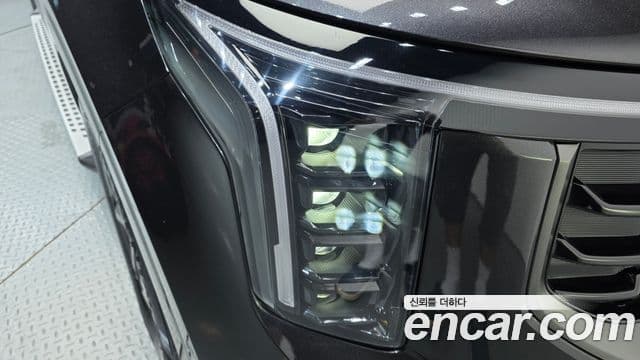 2023 Kia (Киа) The New Carnival 4th Gen — миниатюра 3