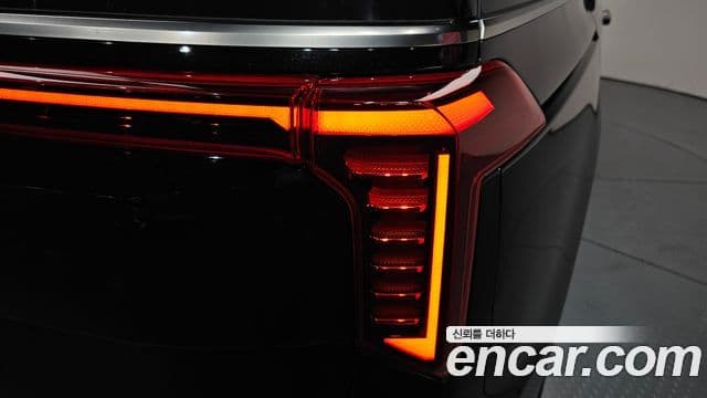 2025 Kia (Киа) The New Carnival 4th Gen — миниатюра 8