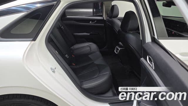 2024 Kia (Киа) The New K5 3rd Gen — миниатюра 10