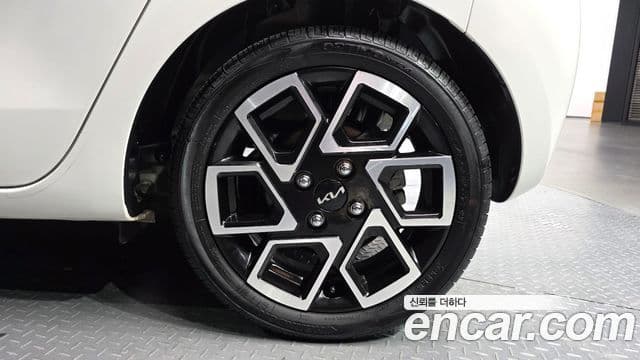 2024 Kia (Киа) The New Ray — миниатюра 4
