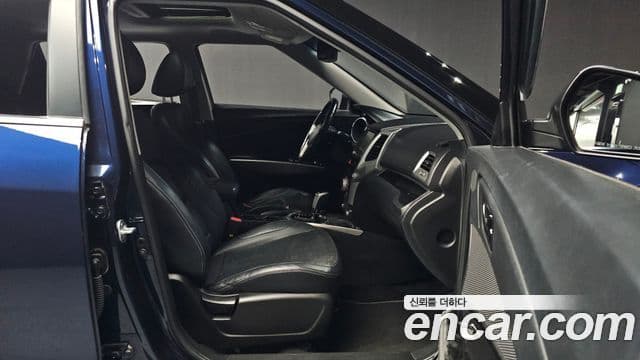 2015 SsangYong Tivoli — миниатюра 9