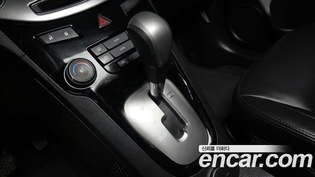 2014 Chevrolet 올란도 — миниатюра 9