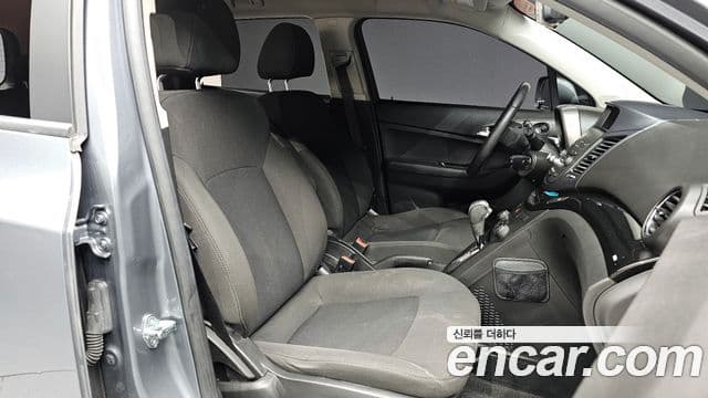 2014 Chevrolet 올란도 — миниатюра 9