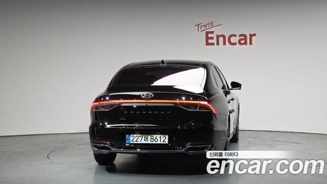 2021 Hyundai (Хёндэ) The New Grandeur IG Hybrid — миниатюра 3