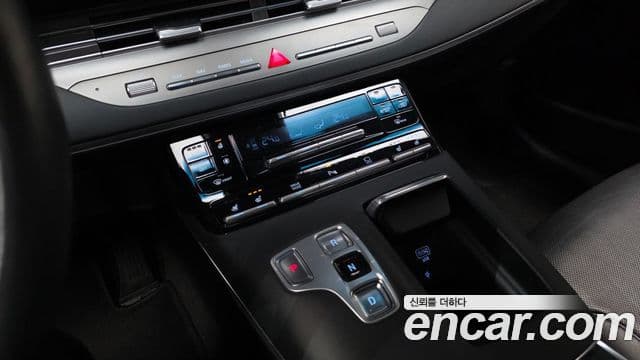 2021 Hyundai (Хёндэ) The New Grandeur IG Hybrid — миниатюра 8