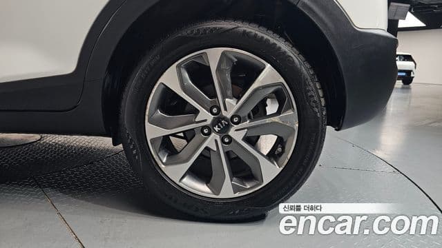 2018 Kia (Киа) 스토닉 — миниатюра 7