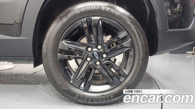 2023 Chevrolet Trax Crossover — миниатюра 3