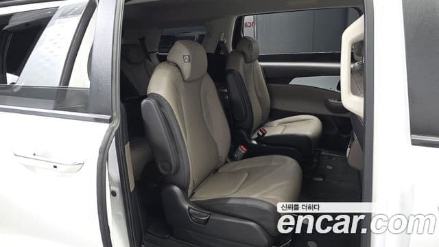 2024 Kia (Киа) The New Carnival 4th Gen — миниатюра 10
