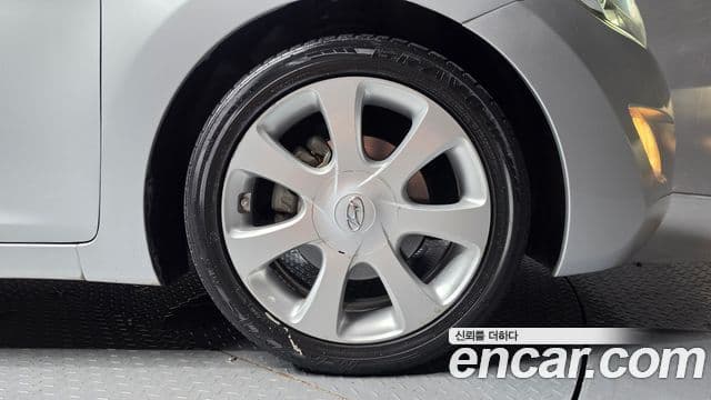 2010 Hyundai (Хёндэ) Avante MD — миниатюра 4