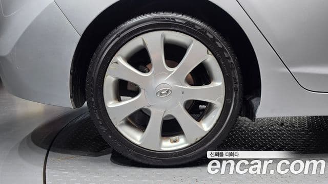 2010 Hyundai (Хёндэ) Avante MD — миниатюра 7