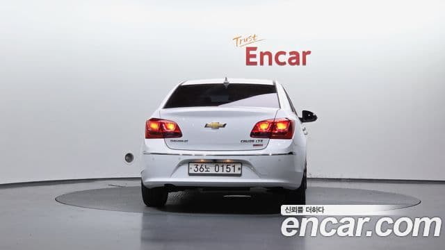 2016 Chevrolet 어메이징 뉴 크루즈 — миниатюра 3