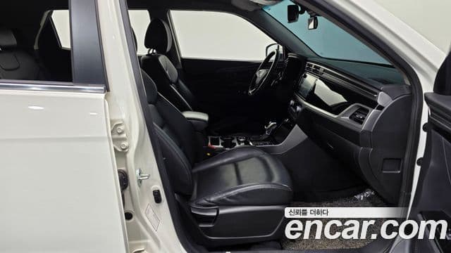 2021 SsangYong 뷰티풀 코란도 — миниатюра 10