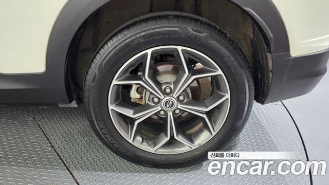 2021 SsangYong 뷰티풀 코란도 — миниатюра 8