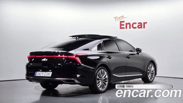 2023 Kia (Киа) K8