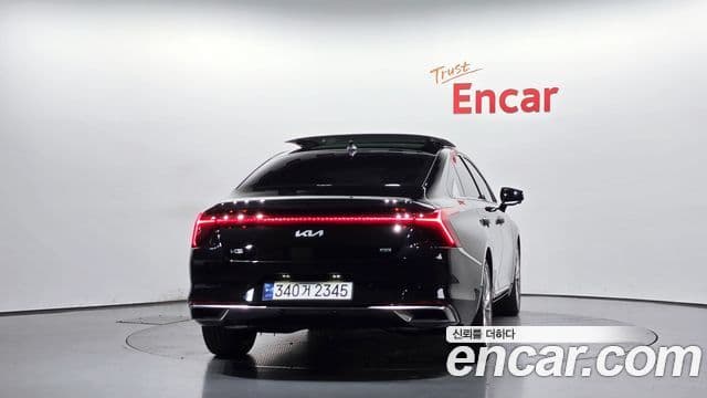 2023 Kia (Киа) K8 — миниатюра 8