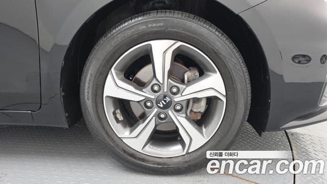 2018 Kia (Киа) All New K3 — миниатюра 3