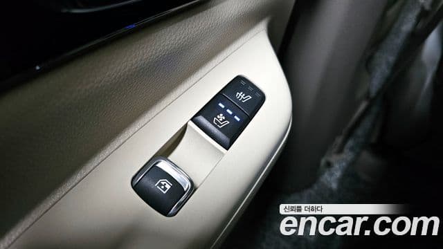 2025 Kia (Киа) The New Carnival 4th Gen — миниатюра 7