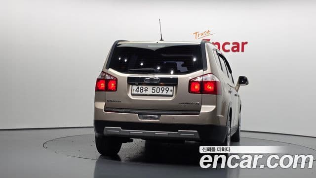 2011 Chevrolet 올란도 — миниатюра 3