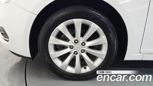 2016 Chevrolet 어메이징 뉴 크루즈 — миниатюра 6