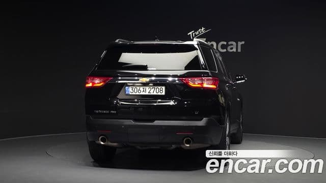 2021 Chevrolet 트래버스 — миниатюра 4