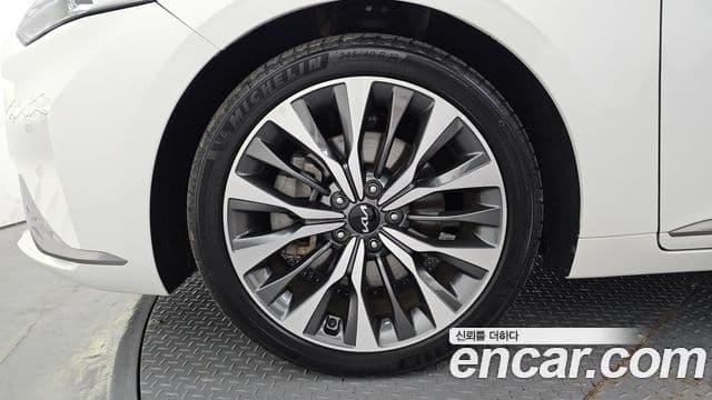 2022 Kia (Киа) K8 — миниатюра 9