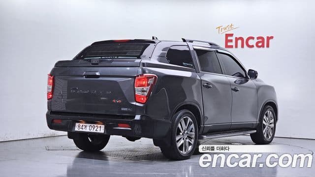 2020 SsangYong 렉스턴 스포츠 — миниатюра 4