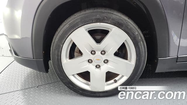 2011 Chevrolet 올란도 — миниатюра 3