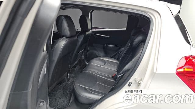 2016 Chevrolet The Next Spark — миниатюра 3
